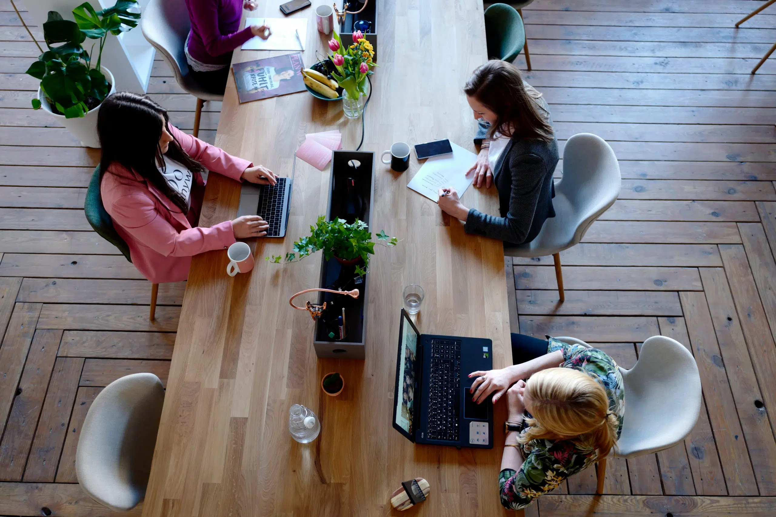 coworking social distancing